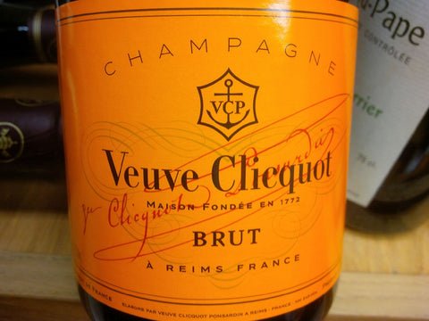 Champagne Veuve Clicquot Ponsardin Yellow Label Brut