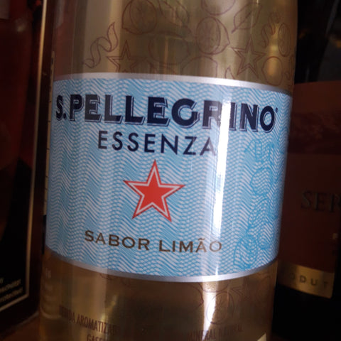 Água San Pellegrino Essenza Limão - 50 cl - PET